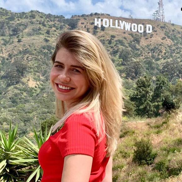 Meet your Posher, Monique - Picture 1 of 1